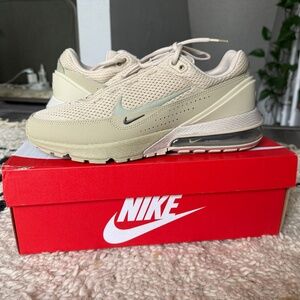 Nike Air Max Pulse | W 11